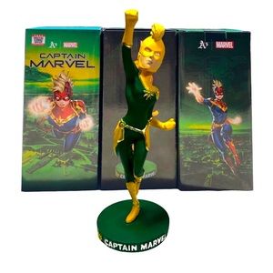 NIB Oakland A’s Captain Marvel Bobblehead Firgurine